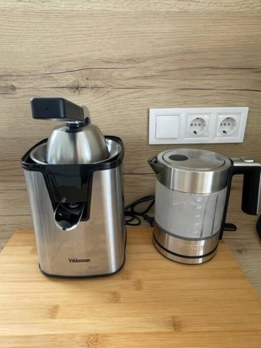 Precioso Apto Miami Primera Linia Playa Cala De Las Sirenas, Con Wifi Y Netflix, Adecuado Para Teletrabajar ميامي بلاتجا المظهر الخارجي الصورة